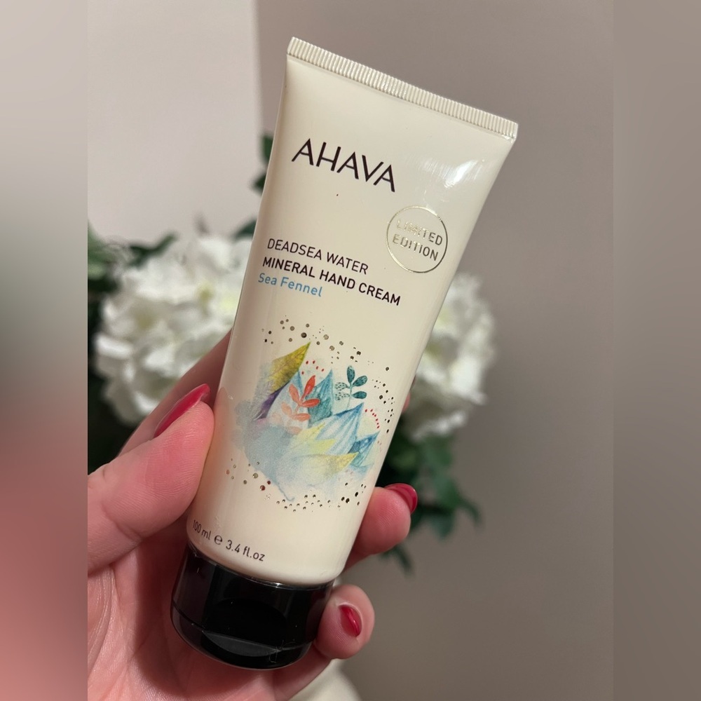 AHAVA • DEADSEA WATER • MINERAL HAND CREAM